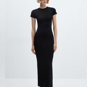 Black Short-Sleeve Maxi Bodycon Dress